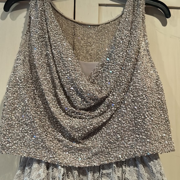 ALICE + OLIVIA hilta beaded silver lace mini dress size 2 - Picture 9 of 16